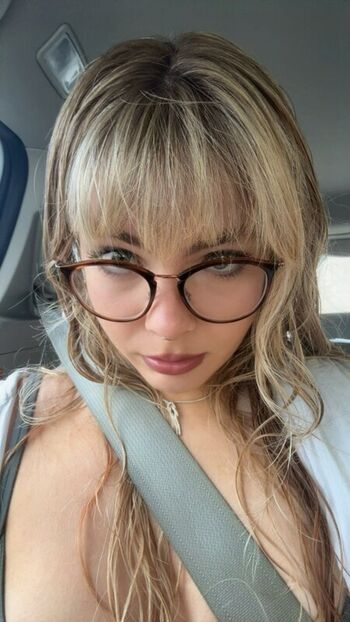 Full leaked Aiiygatorz private onlyfans photo