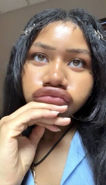 Full leaked Angel leonora ogukwe private onlyfans photo