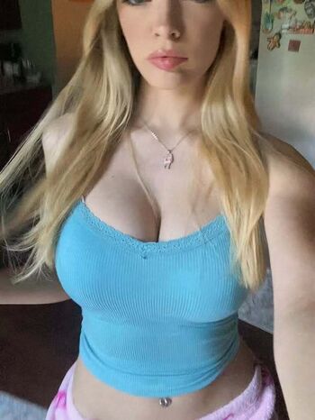 Full leaked Karen jaque/ private onlyfans photo