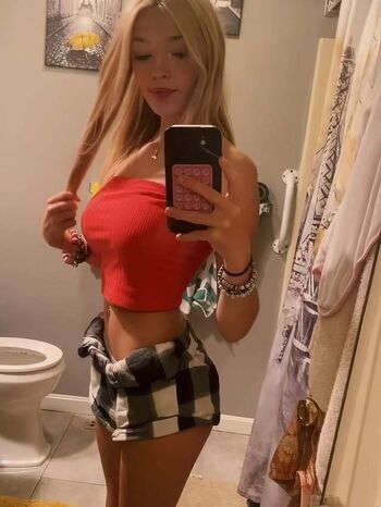 Full leaked Sweetmoon/ private onlyfans photo