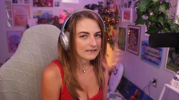 Full leaked Caitlin marie reacts page private onlyfans photo