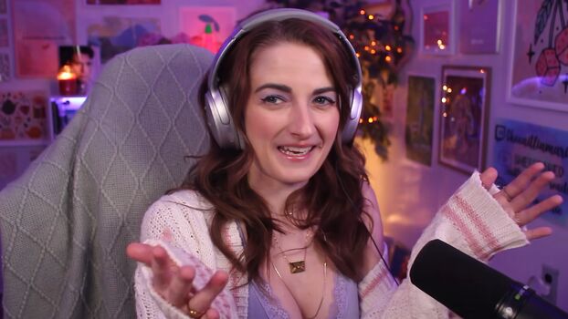 Full leaked Caitlin marie reacts page private onlyfans photo