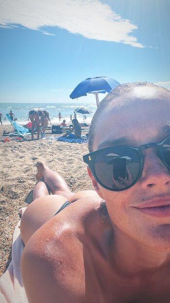 Full leaked Camille lou page private onlyfans photo