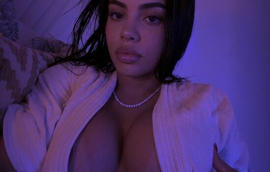 Full leaked Sienna day / private onlyfans photo