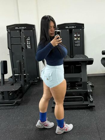 Full leaked Iamchihuchakbo page private onlyfans photo