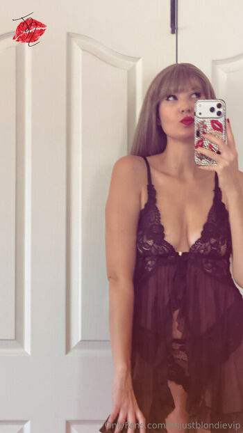 Full leaked Itsjustblondie itsjustashley private onlyfans photo