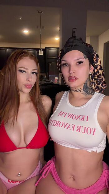 Full leaked Molly ray / private onlyfans photo