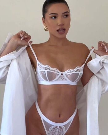 Julia Kelly
