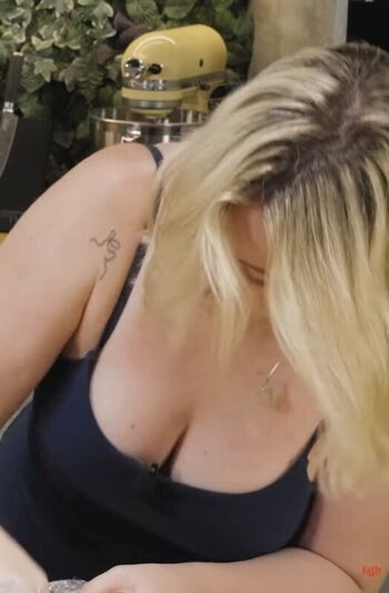 Full leaked Ava synclair/ private onlyfans photo