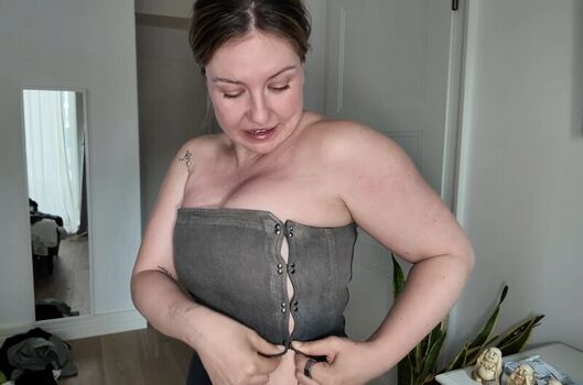 Full leaked Dio sixx / private onlyfans photo