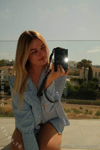 Full leaked Maja holf page private onlyfans photo
