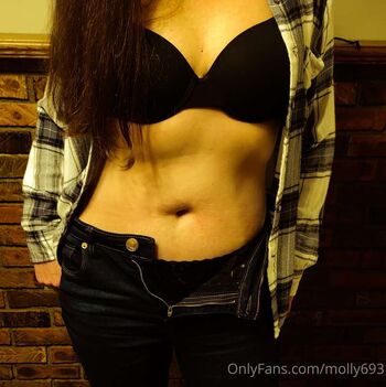 Molly Nova