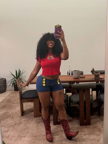 Full leaked Helydia/ private onlyfans photo