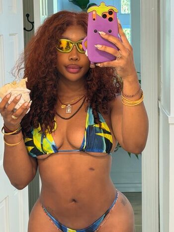 Full leaked Zishy / private onlyfans photo