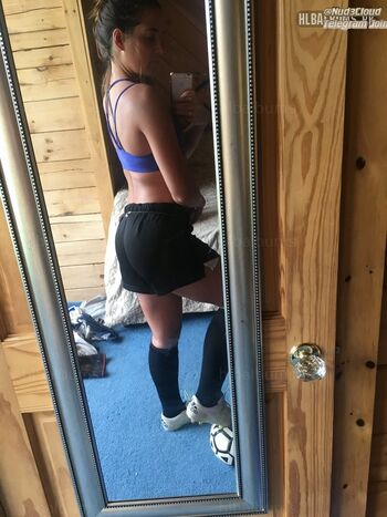 Tia Woodarek