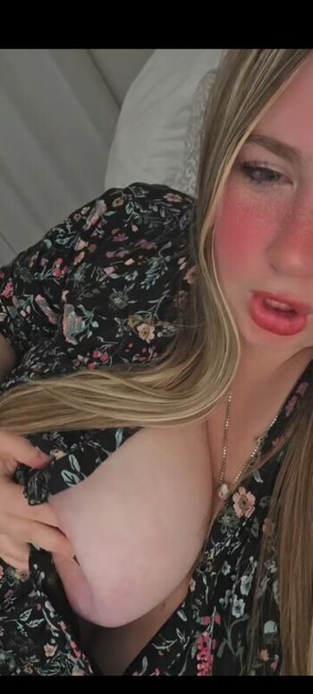 Full leaked Tiktok live nipslips nudity private onlyfans photo