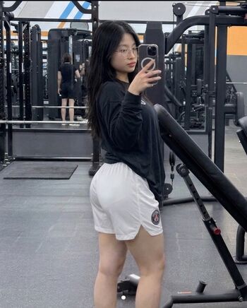 Full leaked Vyy tuong private onlyfans photo