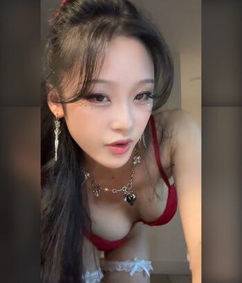 Full leaked Who is this  page private onlyfans photo