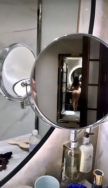Full leaked Xoxolivia private onlyfans photo