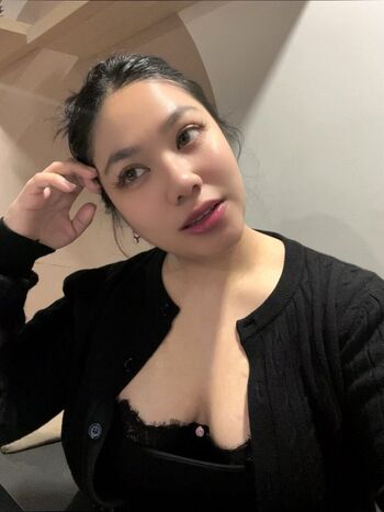 Full leaked Kylin milan / private onlyfans photo